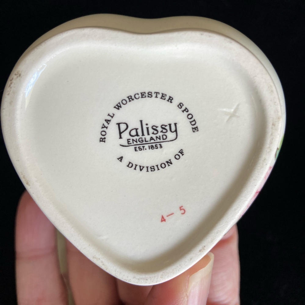 Royal Worcester Spode Palissy England Floral Heart Trinket Box - Picture 5 of 8